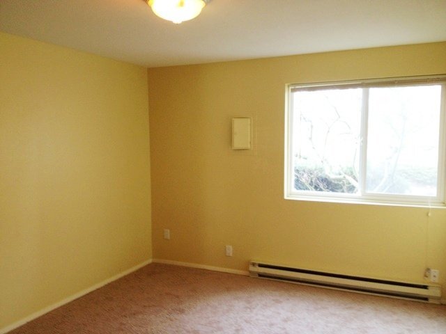 Building Photo - 47 Eagle Crest Dr
