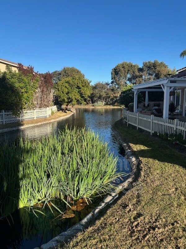 Building Photo - 7961 Southwind Cir