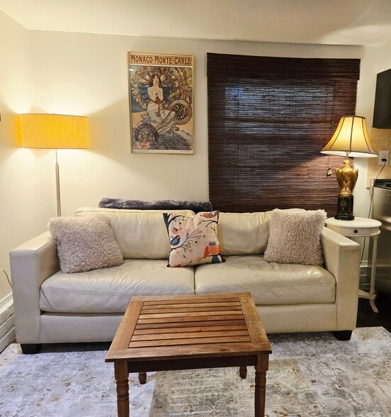 Comfy Leather Sofa - 130 S Cortez St