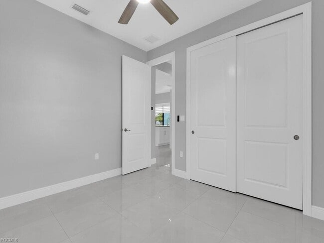 Building Photo - 4210 58th Ave NE