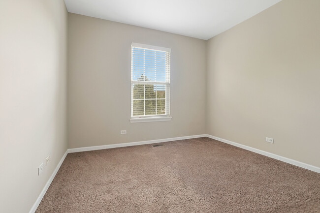 Building Photo - 10480 Wakefield Ln