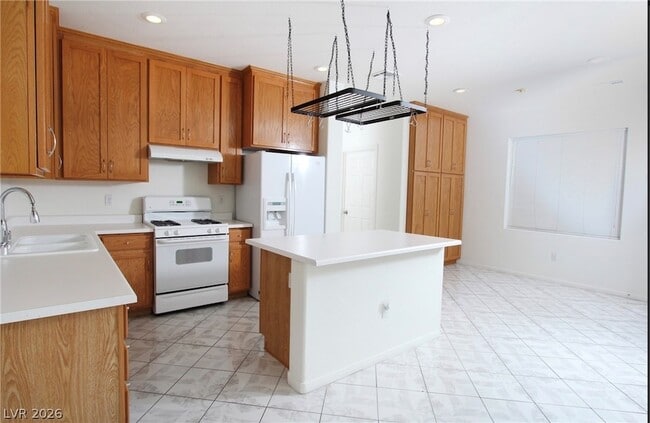 Building Photo - 5830 Willow Trace Ave