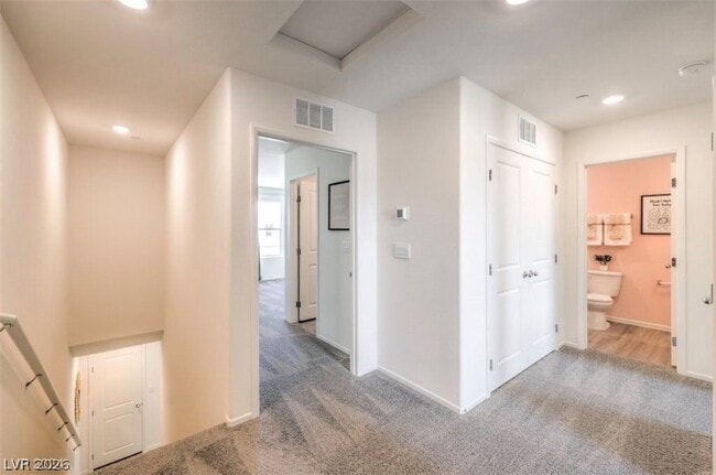Building Photo - 4980 Apple Mesa Ave