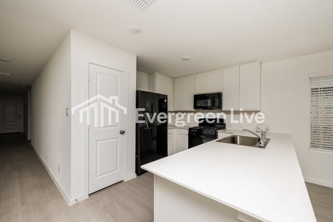 Building Photo - 1428 Merlin Blf St