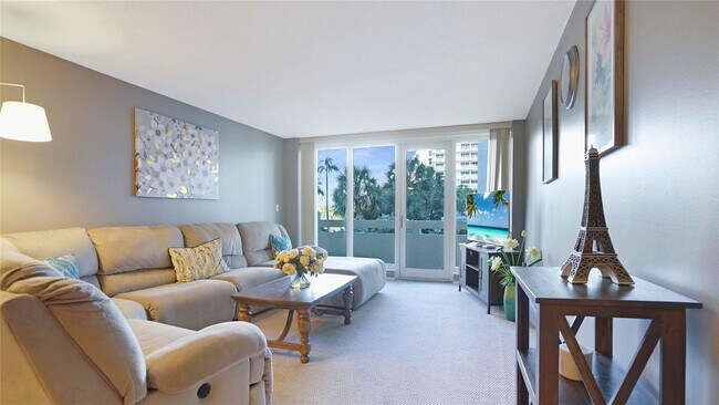 Building Photo - 4020 Galt Ocean Dr