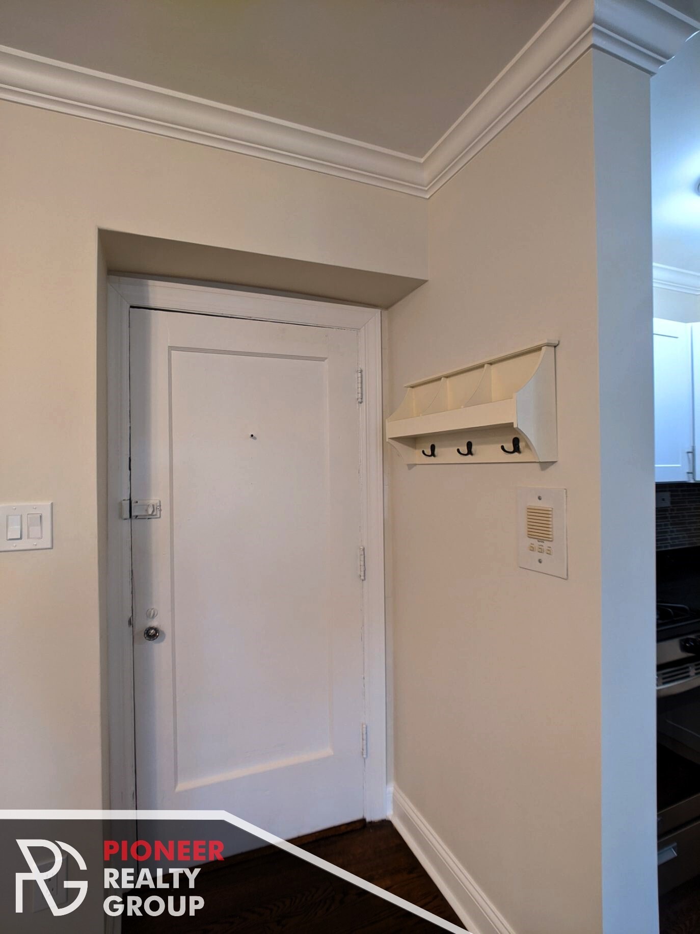 Building Photo - 2127 N Dayton St