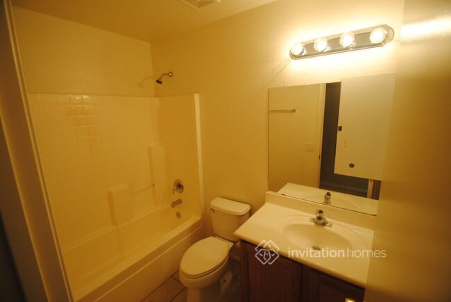 Building Photo - 13045 W Avalon Dr