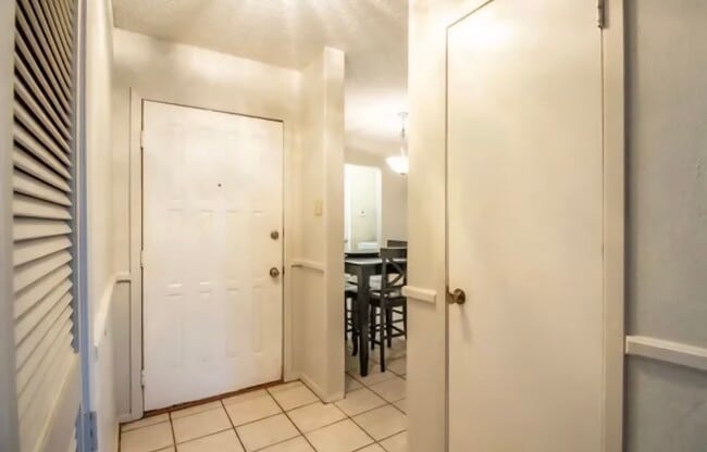 Building Photo - 2322 77th St