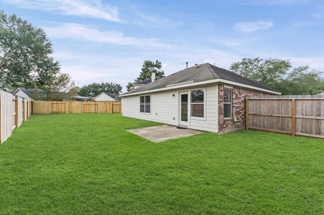 Primary Photo - 32510 Rosella Ln