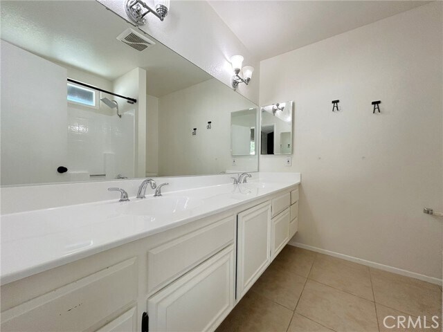 Building Photo - 13342 Daffodil Ln