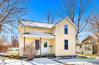 Building Photo - 110 W Elm St