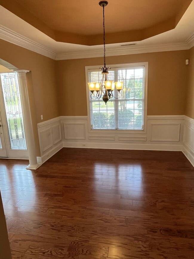 Building Photo - Stunning 6 Bedroom home in South Charlotte...