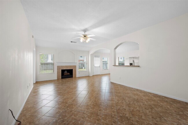 Building Photo - 25211 Bluma Ranch Dr