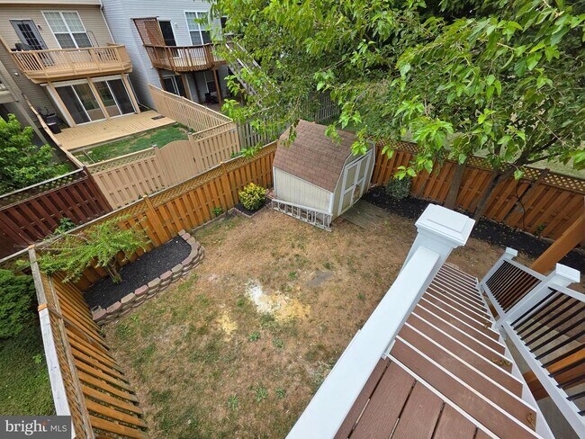 Building Photo - 154 Fieldstone Ct