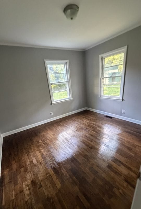 Building Photo - 156 Silver Cir