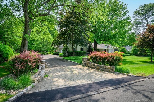Primary Photo - 23 Richter Dr
