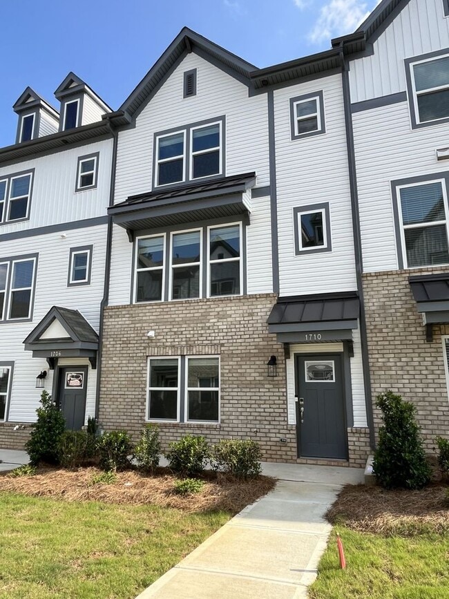 Primary Photo - Brand New 4 Bed Townhome in North Charlotte!