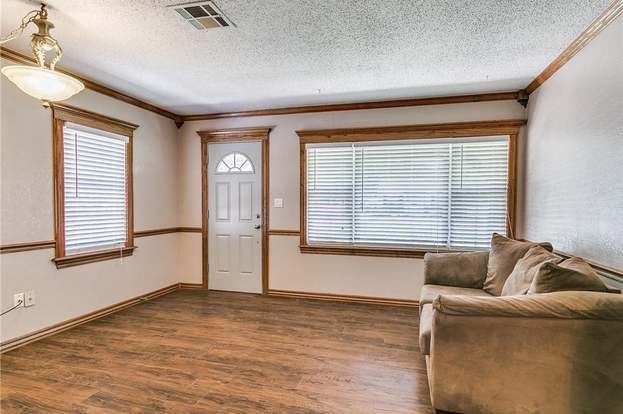 Building Photo - 211 S Fox Dr