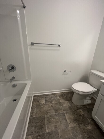 Building Photo - 1646 Granby Heights Dr