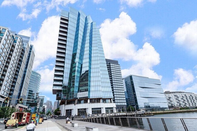 Building Photo - 150 Seaport Blvd
