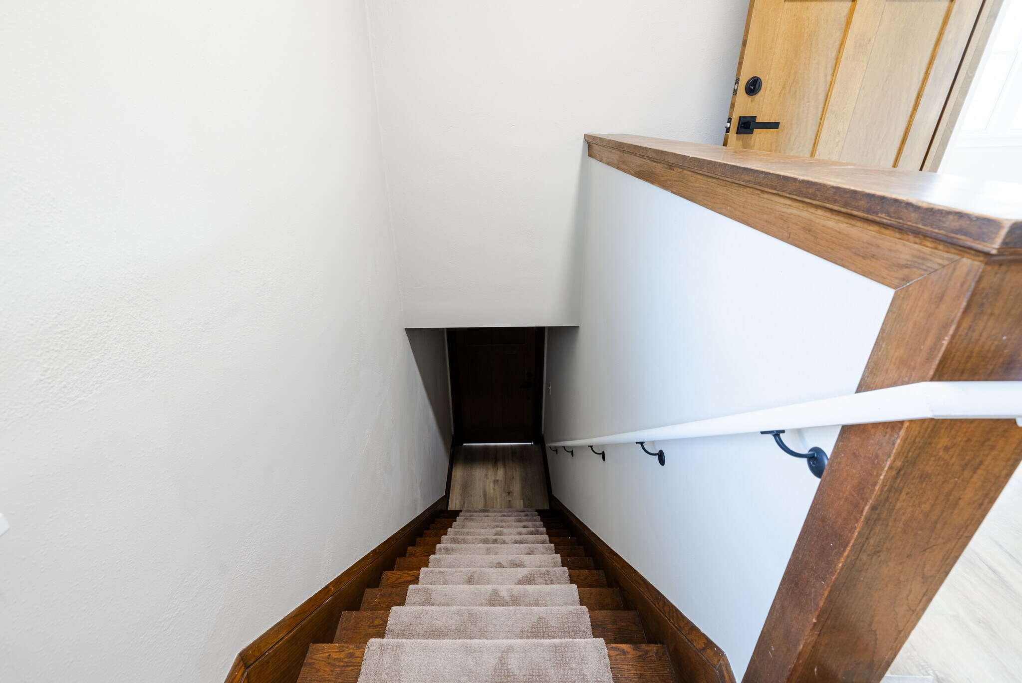 Building Photo - 4540 Garfield Ave