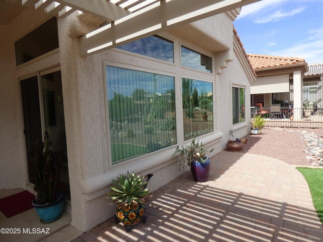 Building Photo - 14274 N Trade Winds Way