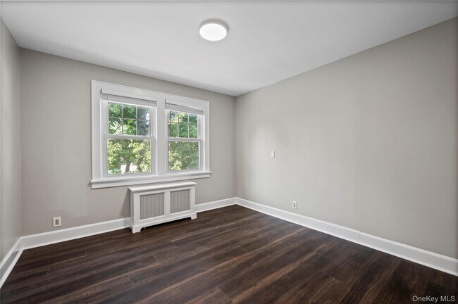 Building Photo - 305 Columbus Ave