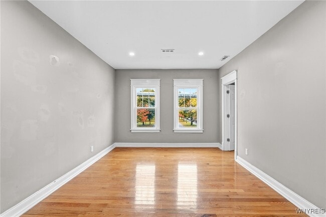 Building Photo - 2342 Seneca St