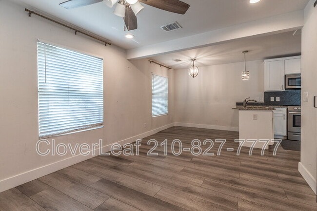 Building Photo - 139 Hansford St