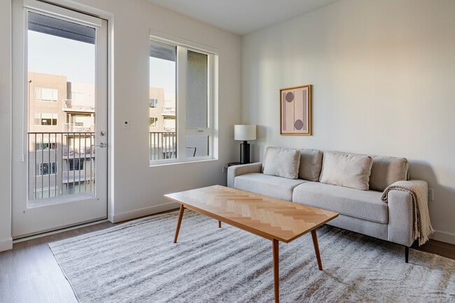 Building Photo - 3301 Innovation Wy