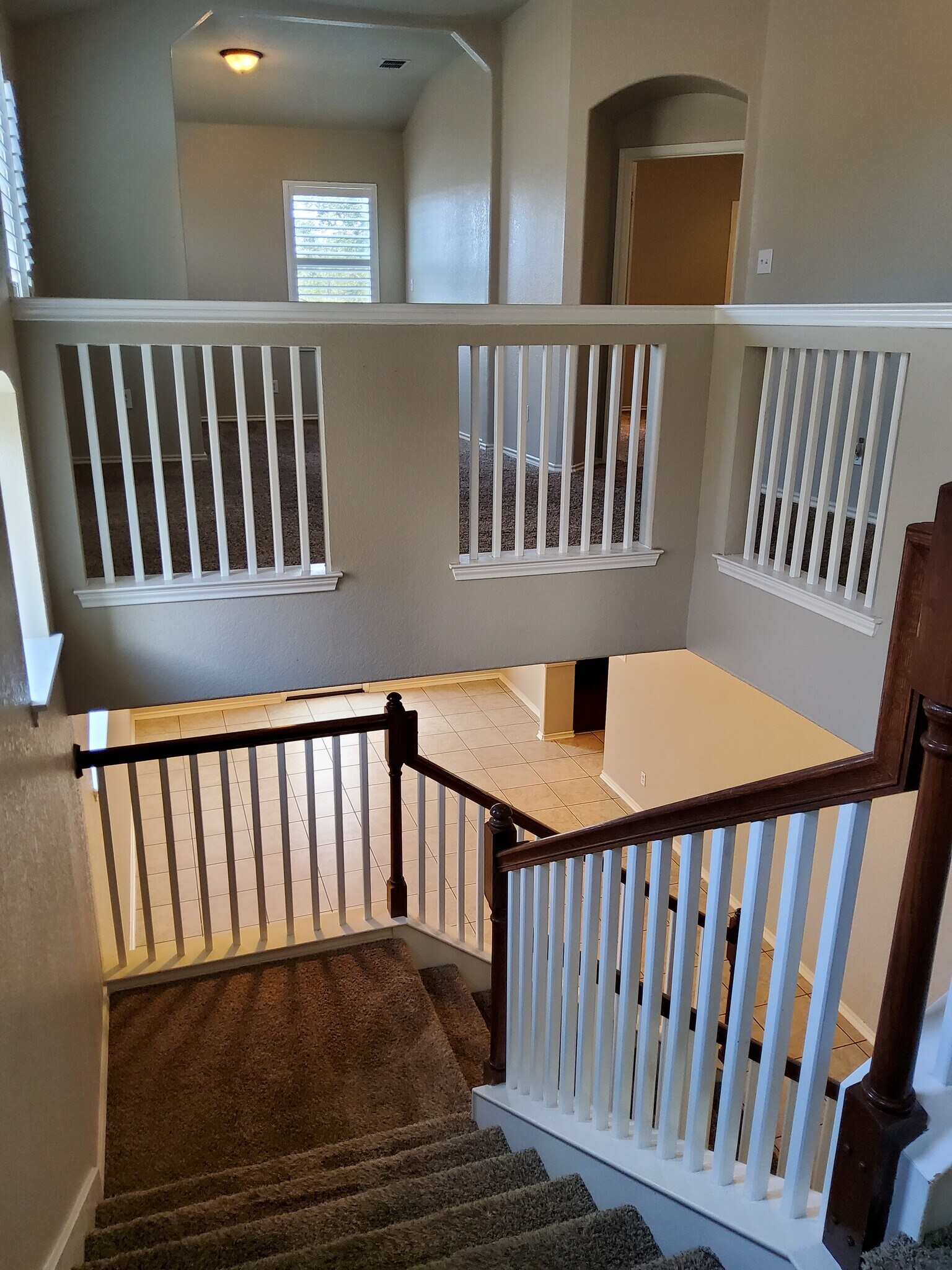 Upstairs - 1310 Cresswell Cv