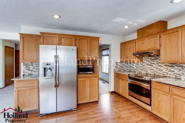 Building Photo - Coming Soon! Beautiful Portland Home in Bethany Neighborhood!!!