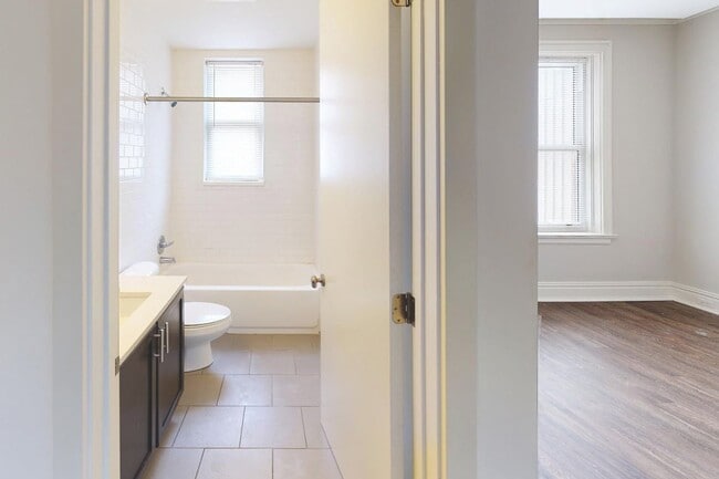 Interior Photo - Bellerive