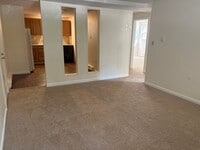 Building Photo - High Ridge Apartments - Two Bedroom One Bath Apartments - Heat & Hot Water Included