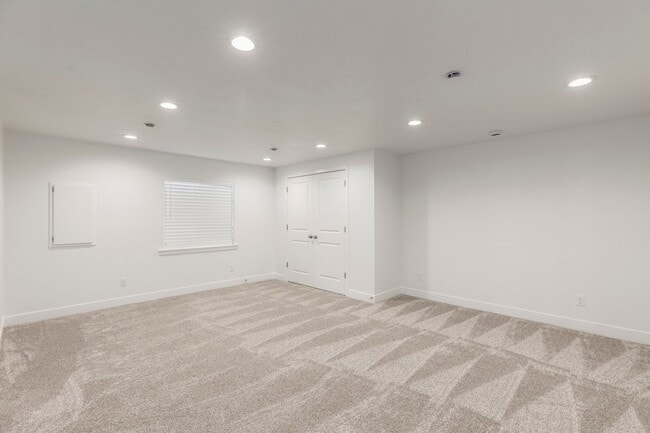 Building Photo - Convenient and Charming Heber City Town Ho...