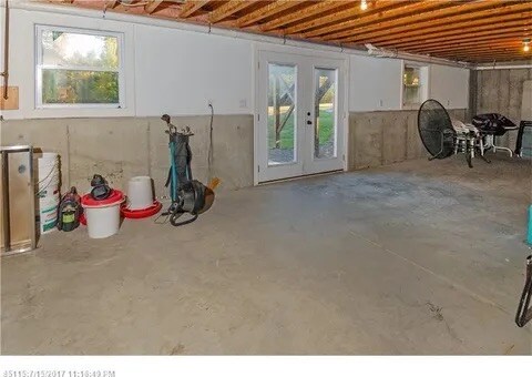 Building Photo - 151 Earls Way