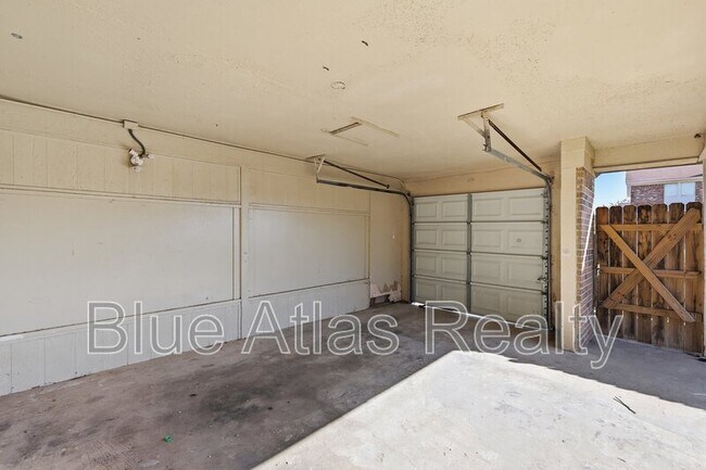 Building Photo - 2747 Countryside Ln