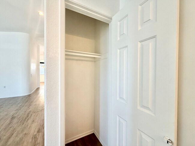 Building Photo - Beautiful 55+ Community 2 Bedroom + Den Home with INCLUDED Solar & Premium Amenities
