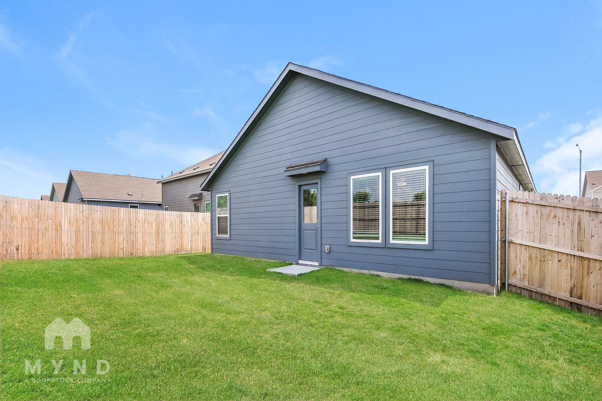 Building Photo - 2732 Mistwood Dr