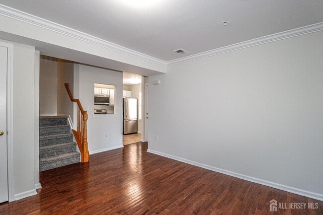 Building Photo - 105 Adamecs Way