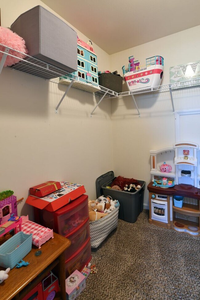 Building Photo - 72 Kimball Grove Ct