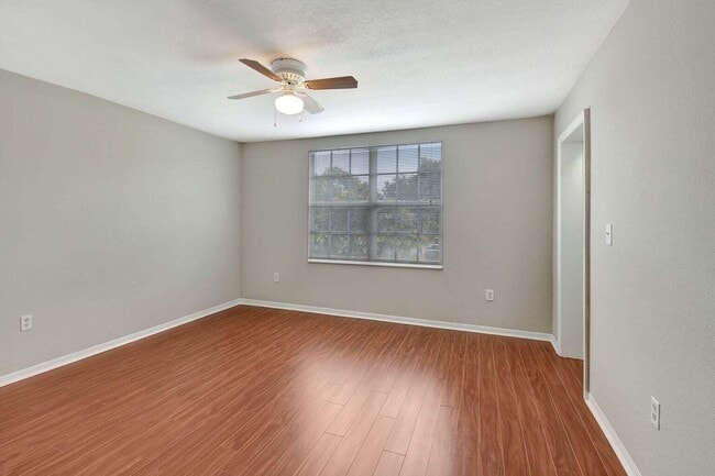 Building Photo - 15155 Michelangelo Blvd