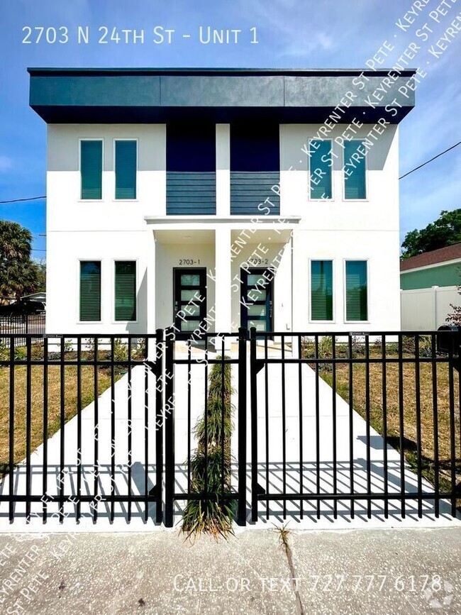 Building Photo - 3B/3BA Modern Townhouse in Ybor Area