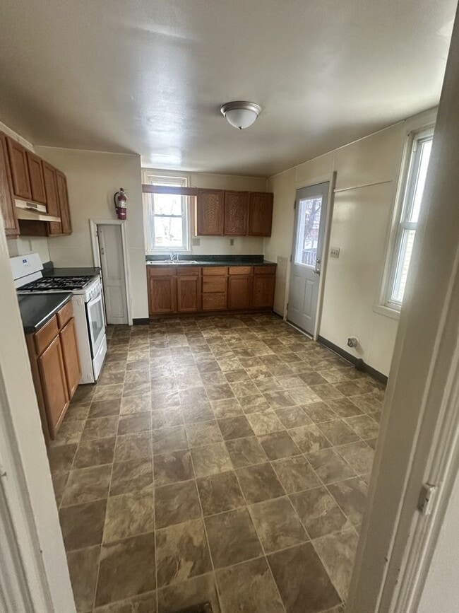 Building Photo - 501-505 Hamilton St