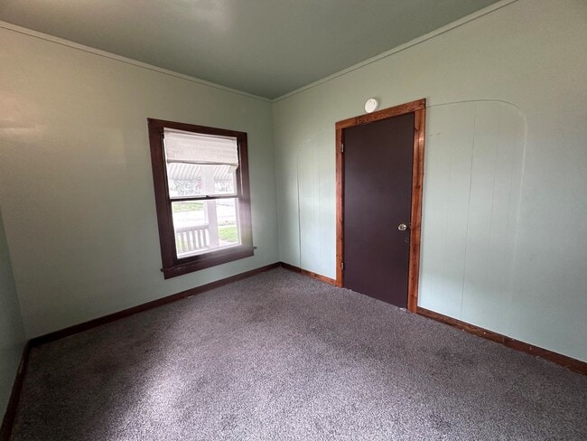 Building Photo - 101 Buchanan-