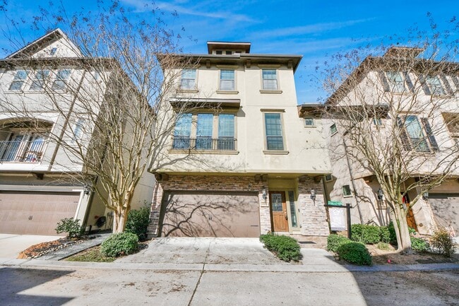 Building Photo - 2707 King's Retreat Cir