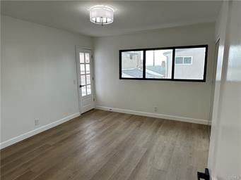 Building Photo - 4112 Seashore Dr