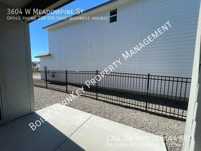 Building Photo - 3604 W Meadowpine St