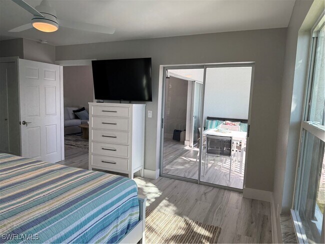 Building Photo - 834 Gulf Pavillion Dr