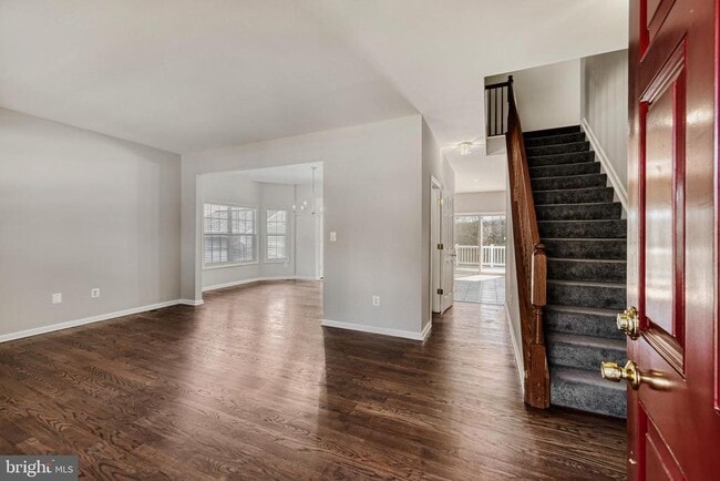 Building Photo - 8375 Mitzy Ln